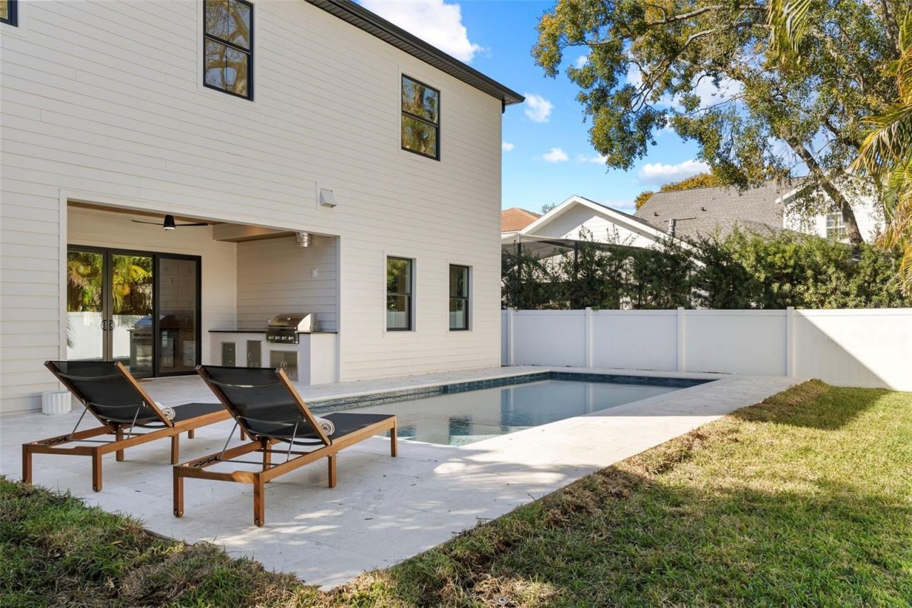 3904 Greenwood Drive, Tampa, FL 33611 Photo