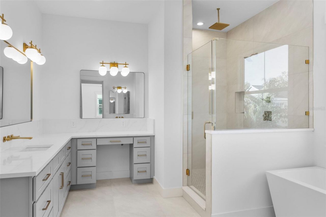 3904 Greenwood Drive, Tampa, FL 33611 Photo