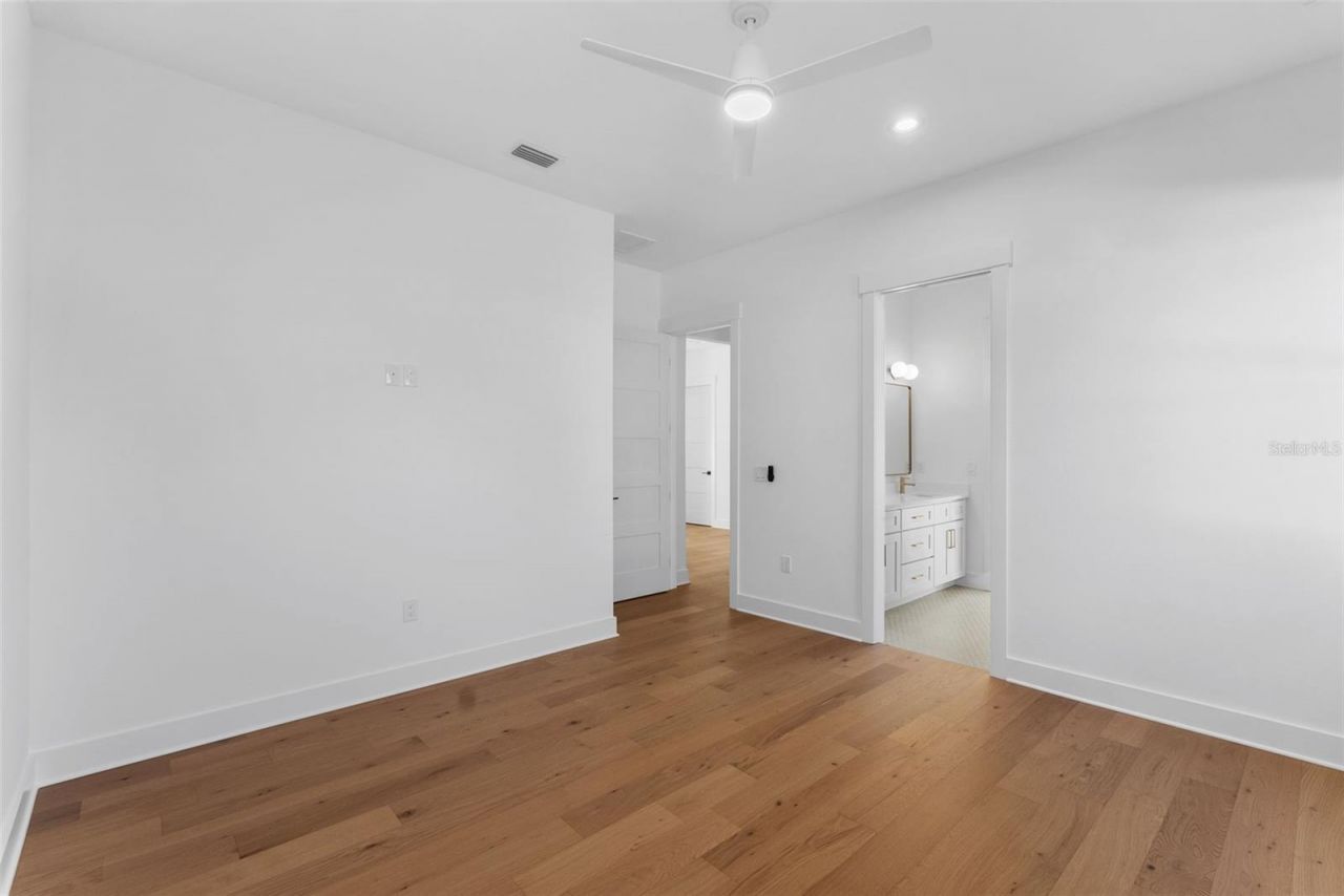 3904 Greenwood Drive, Tampa, FL 33611 Photo