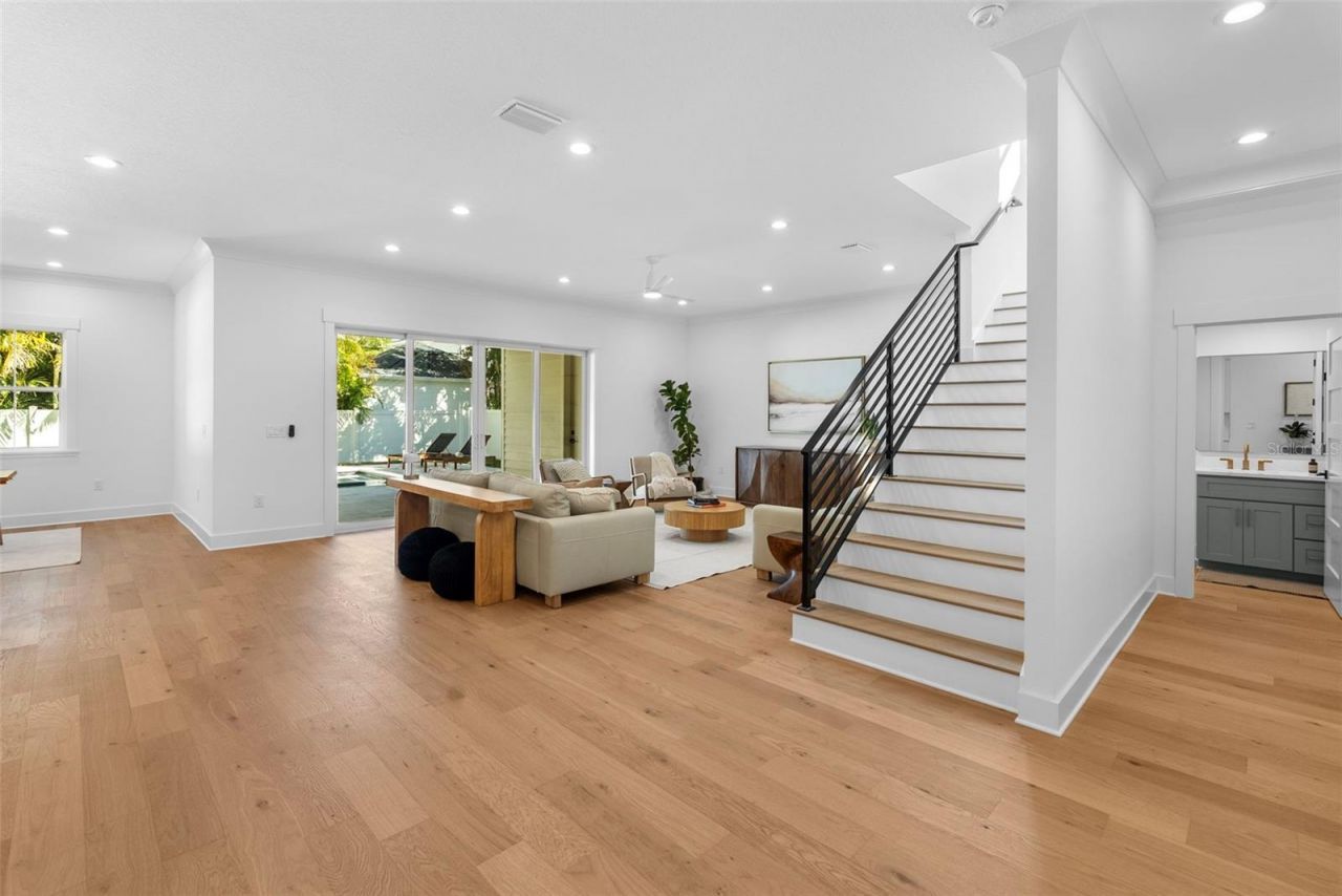 3904 Greenwood Drive, Tampa, FL 33611 Photo