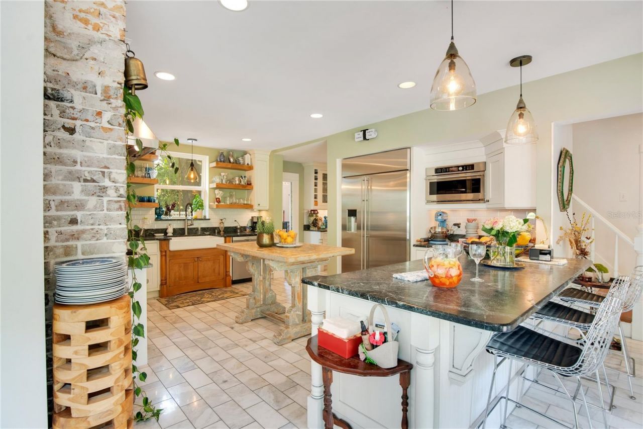 614 Lake Avenue, Orlando, FL 32801 Photo