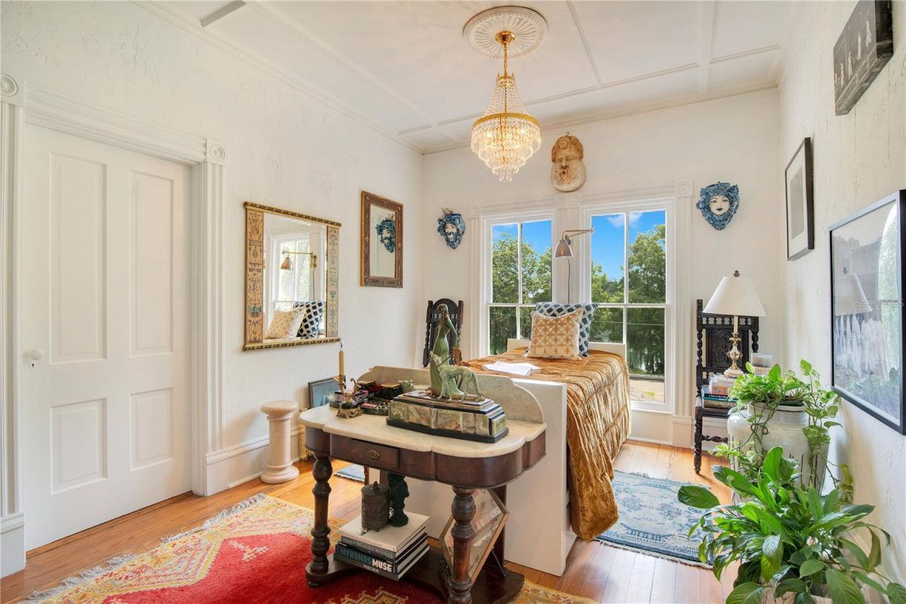 614 Lake Avenue, Orlando, FL 32801 Photo