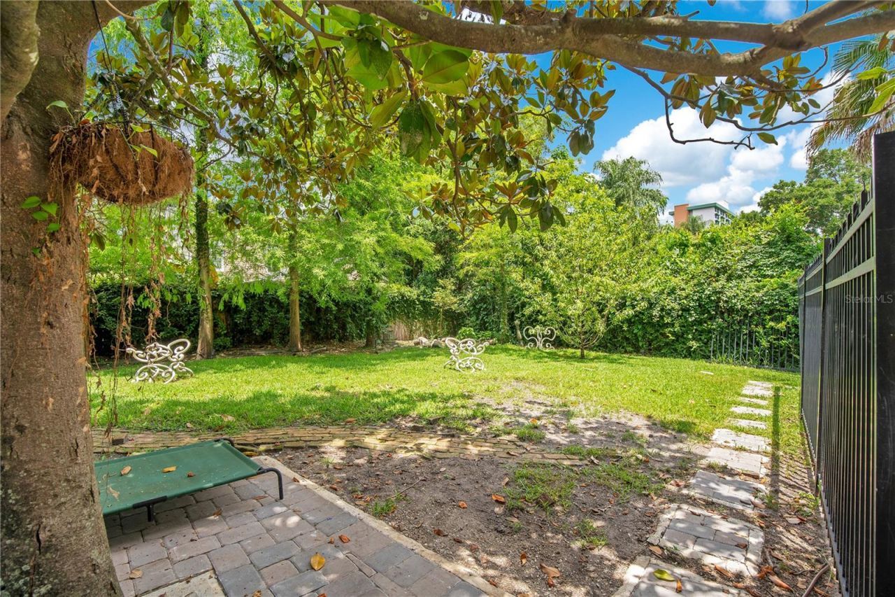 614 Lake Avenue, Orlando, FL 32801 Photo