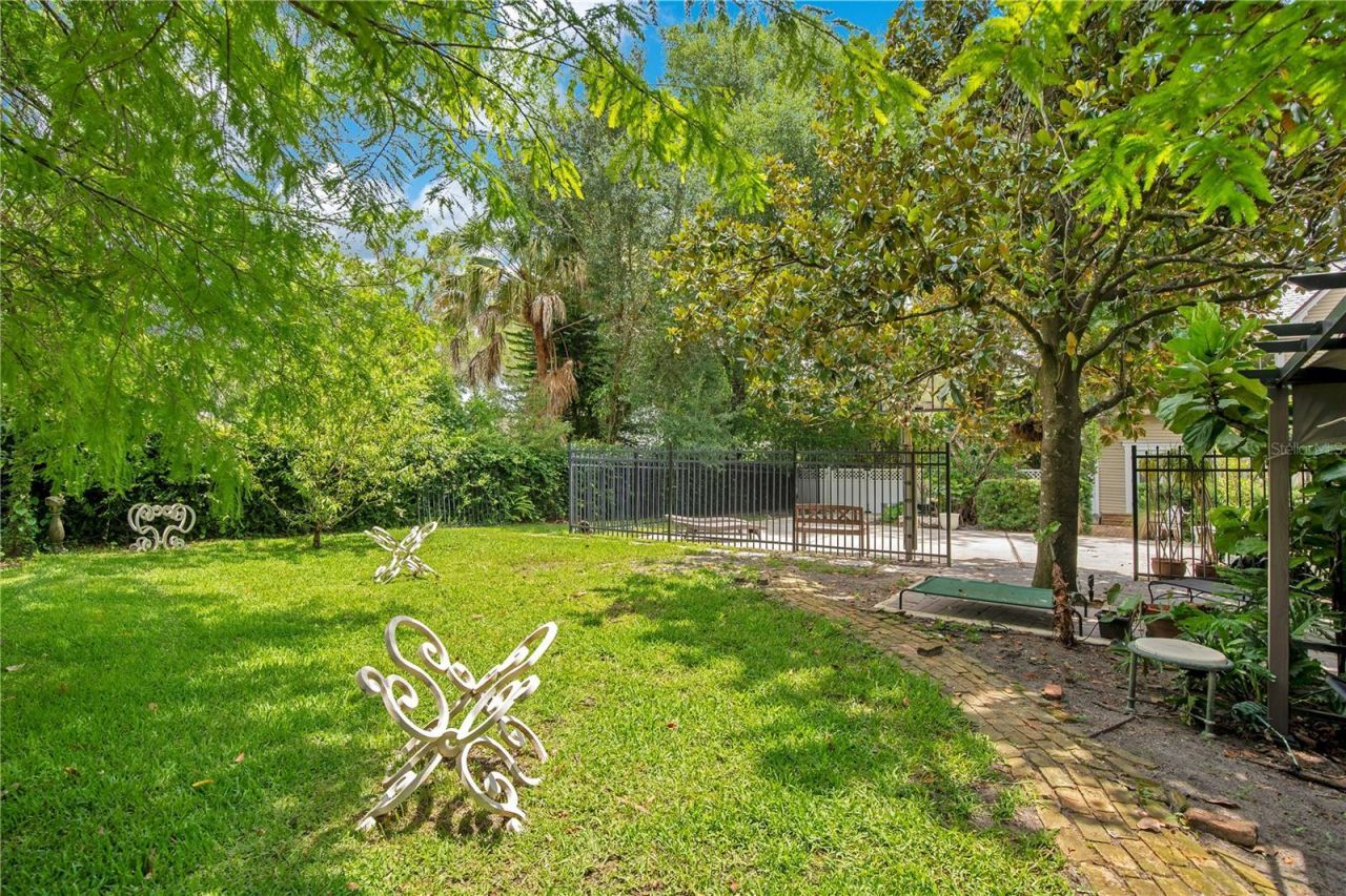 614 Lake Avenue, Orlando, FL 32801 Photo