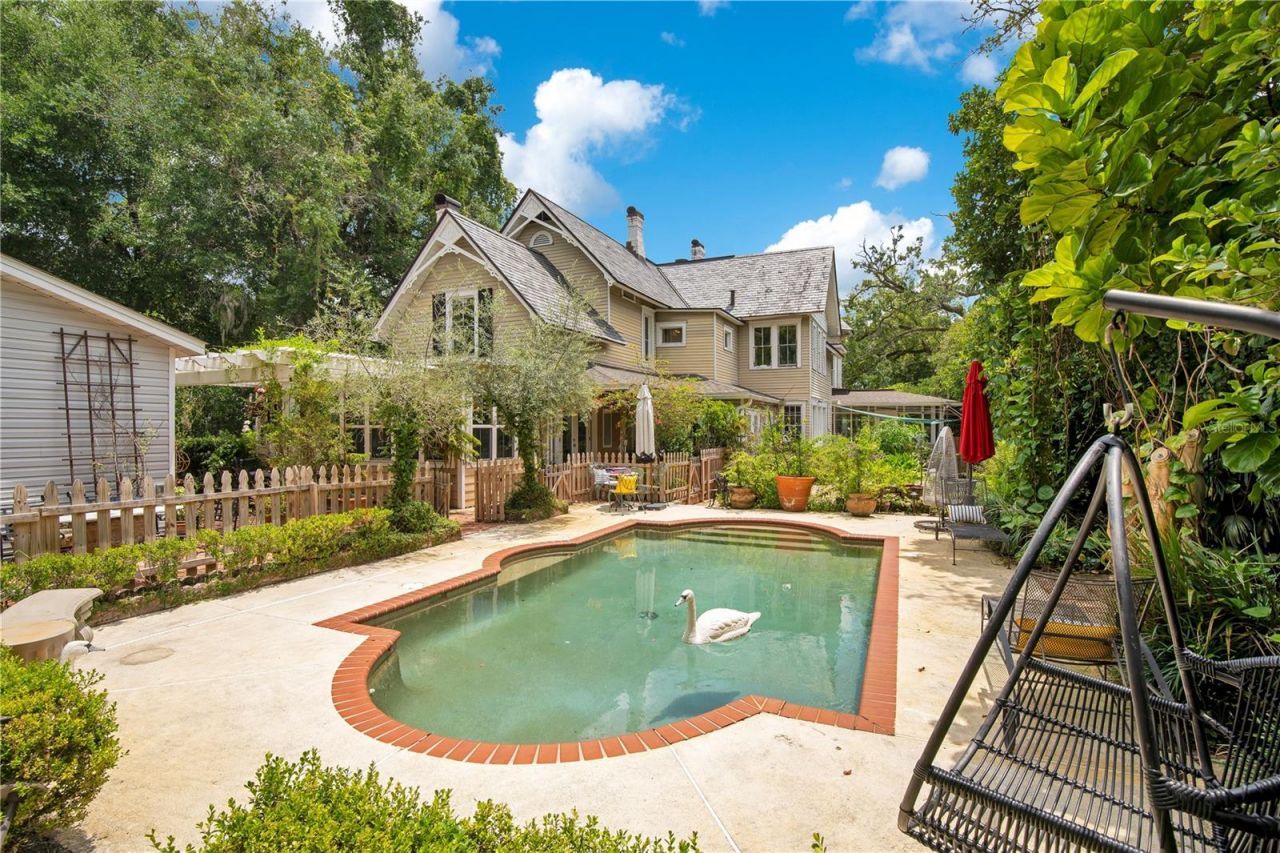 614 Lake Avenue, Orlando, FL 32801 Photo