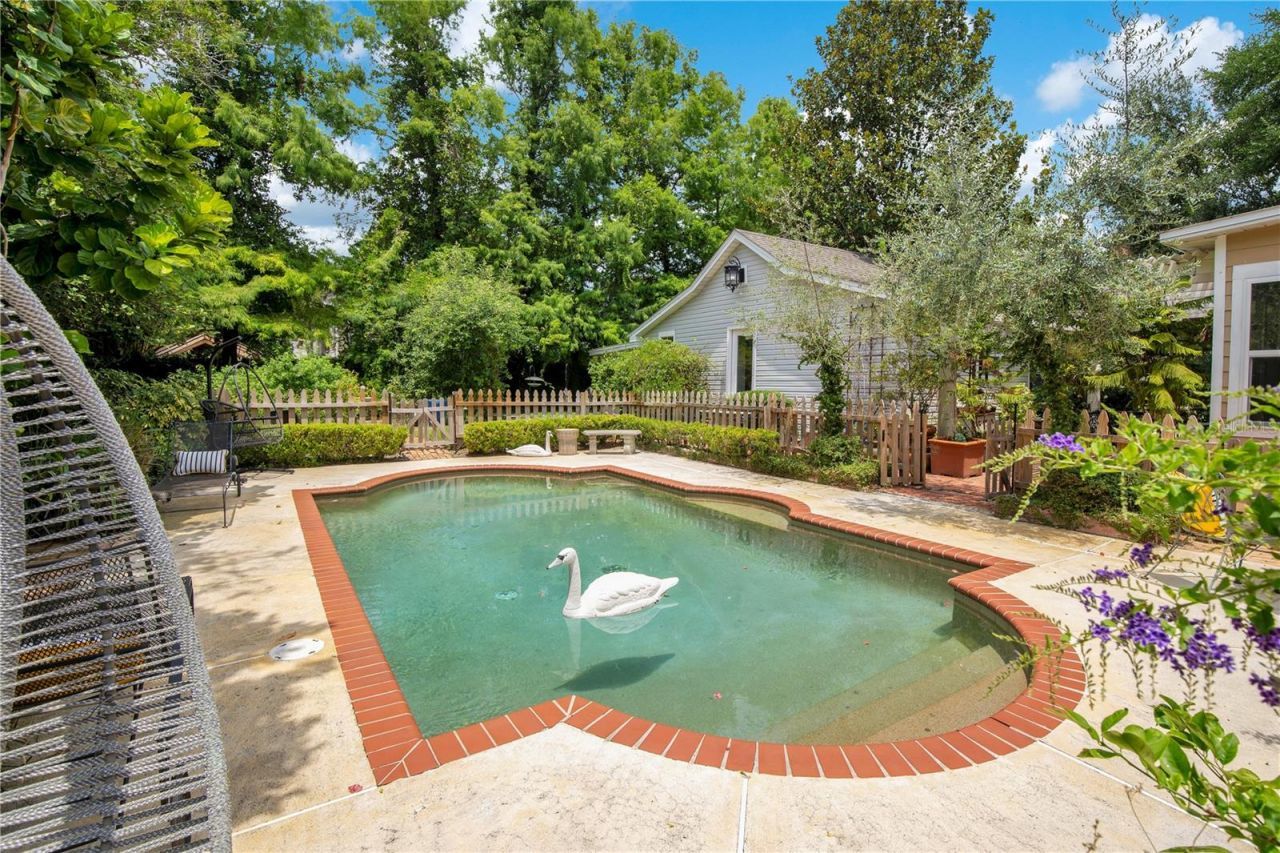 614 Lake Avenue, Orlando, FL 32801 Photo