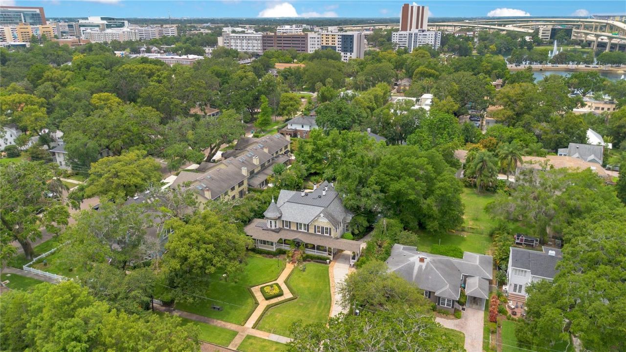 614 Lake Avenue, Orlando, FL 32801 Photo