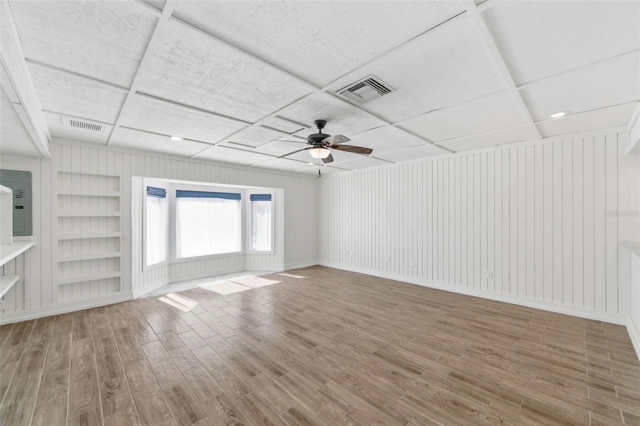 8461 Flagstone Drive, Tampa, FL 33615 Photo
