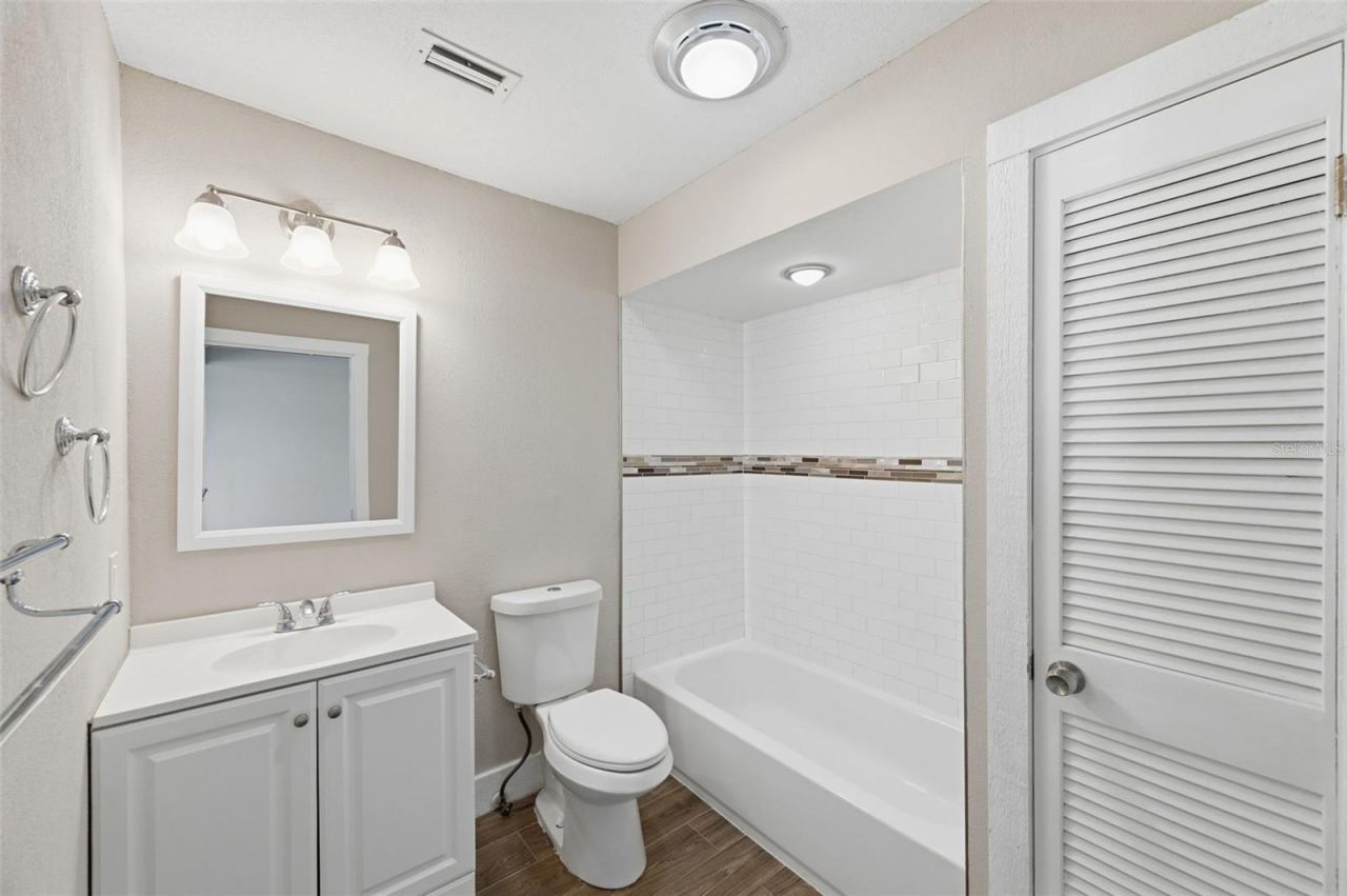 8461 Flagstone Drive, Tampa, FL 33615 Photo