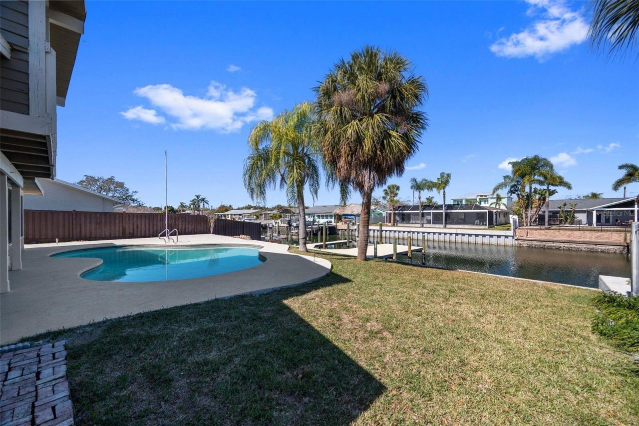 8461 Flagstone Drive, Tampa, FL 33615 Photo
