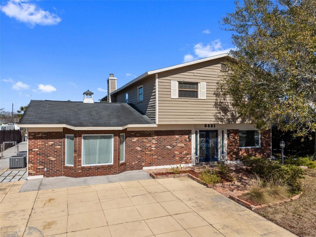 8461 Flagstone Drive, Tampa, FL 33615 Photo