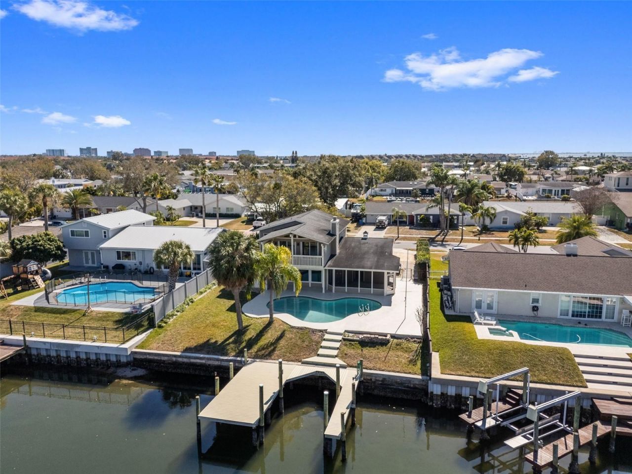 8461 Flagstone Drive, Tampa, FL 33615 Photo