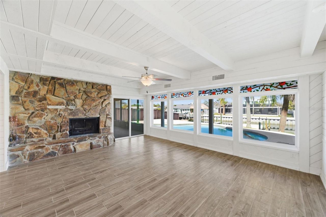 8461 Flagstone Drive, Tampa, FL 33615 Photo