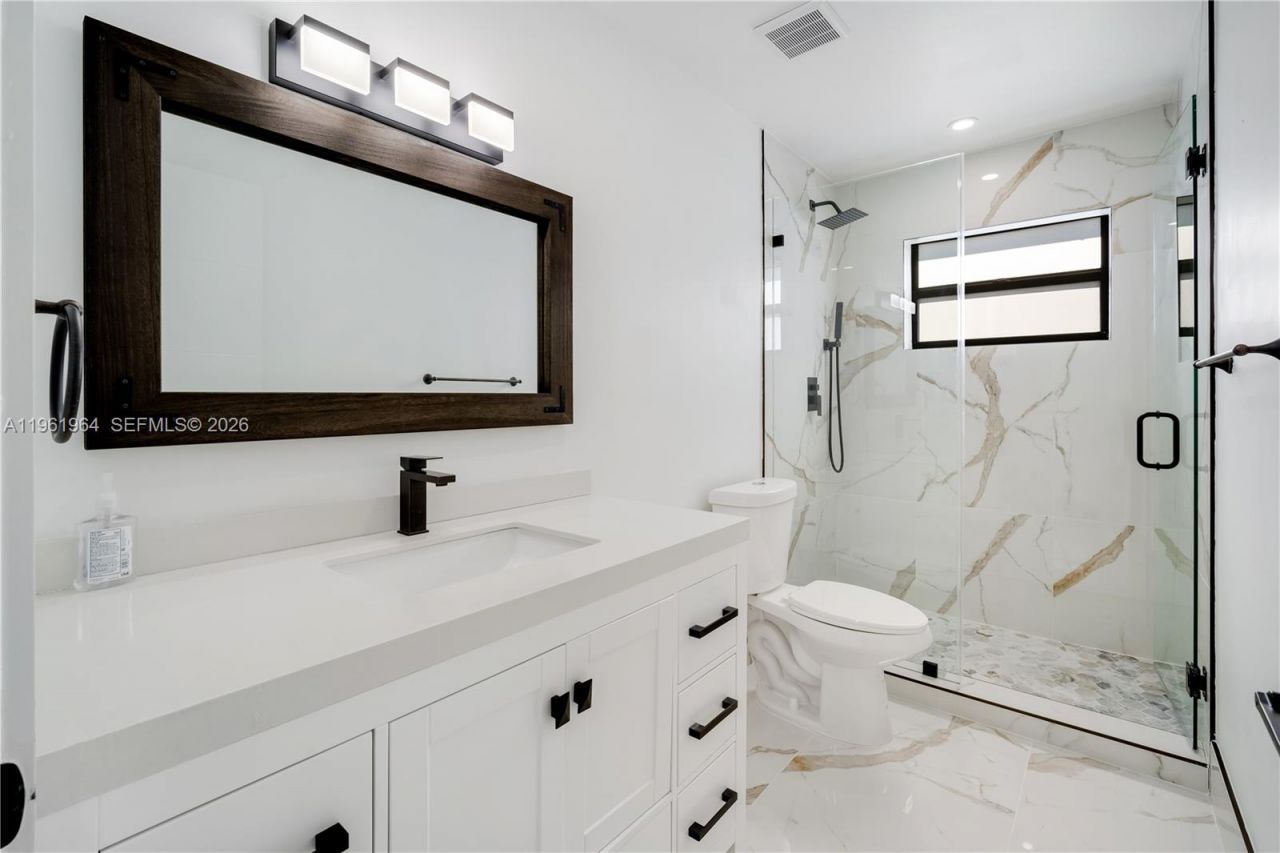 1406 SW 104th Ct, Miami, FL 33174 Photo