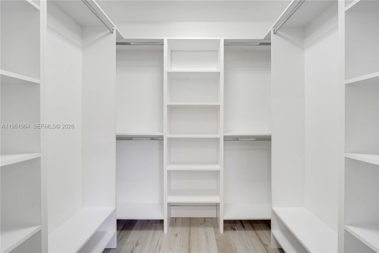 1406 SW 104th Ct, Miami, FL 33174 Photo