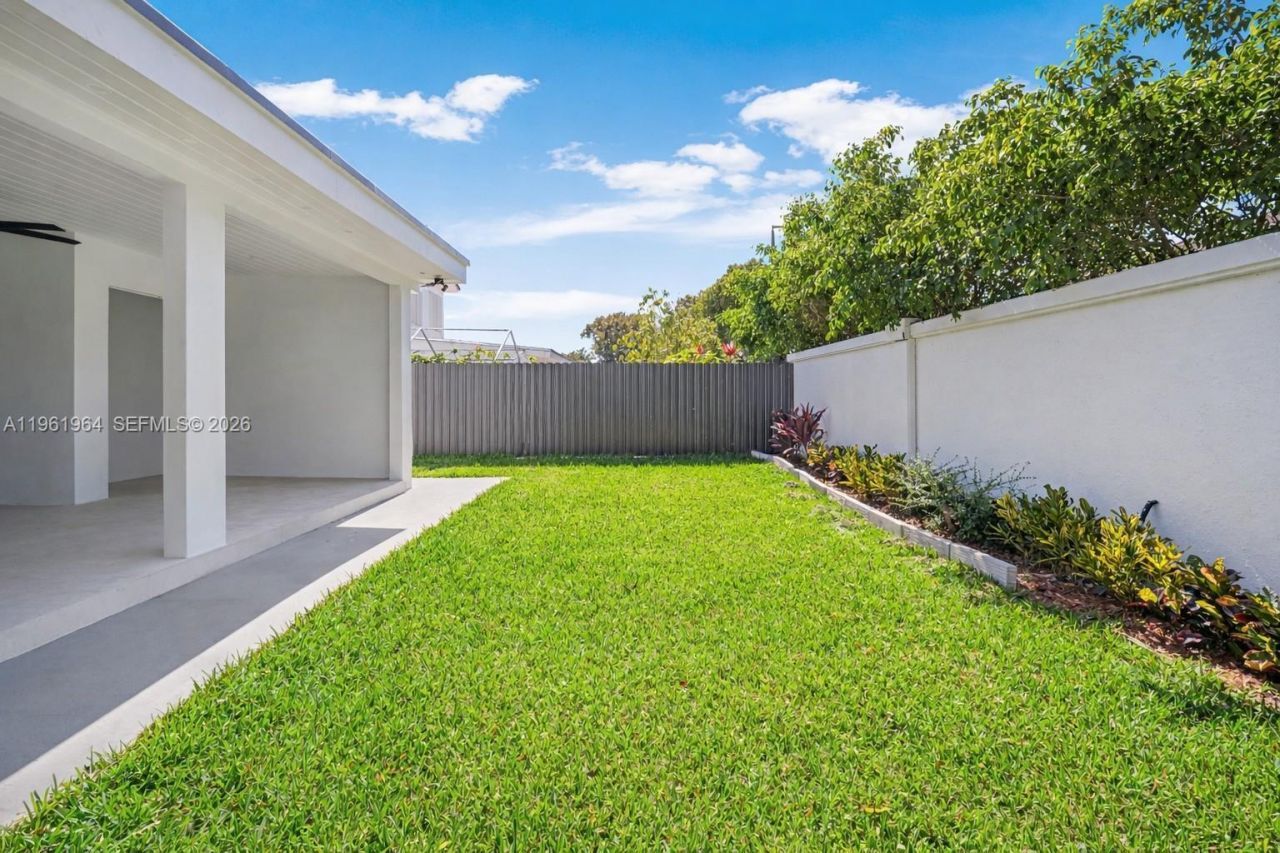 1406 SW 104th Ct, Miami, FL 33174 Photo