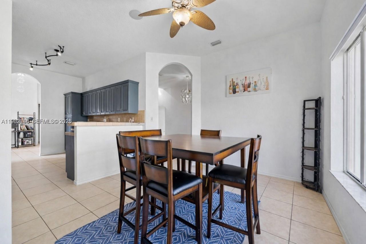 2467 SE 19th St, Homestead, FL 33035 Photo