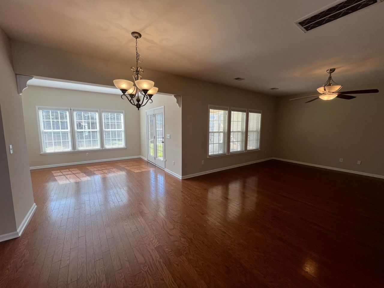 202 Willet Drive Photo 4