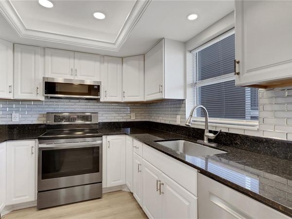 5499 Rattlesnake Hamm RD, Unit 2, NAPLES, FL 34113