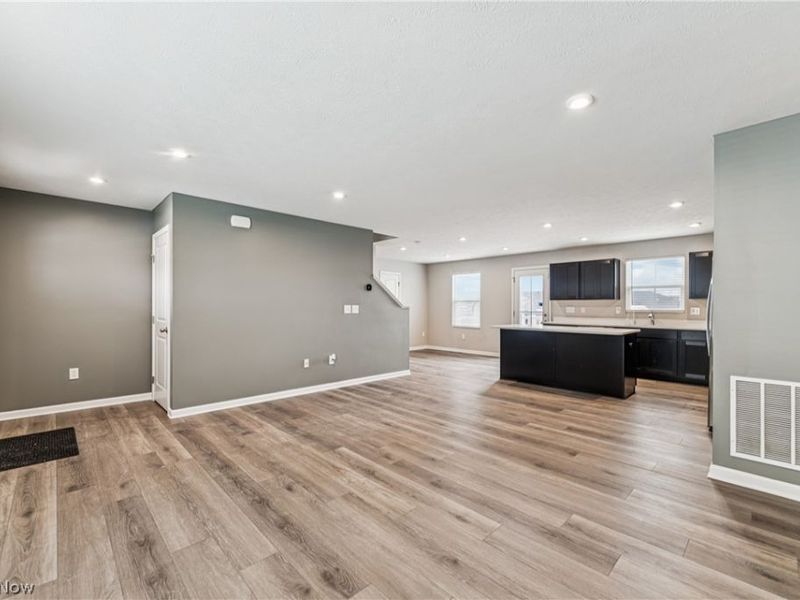 4497 Bellow Drive, Lorain, OH 44053 Photo 11