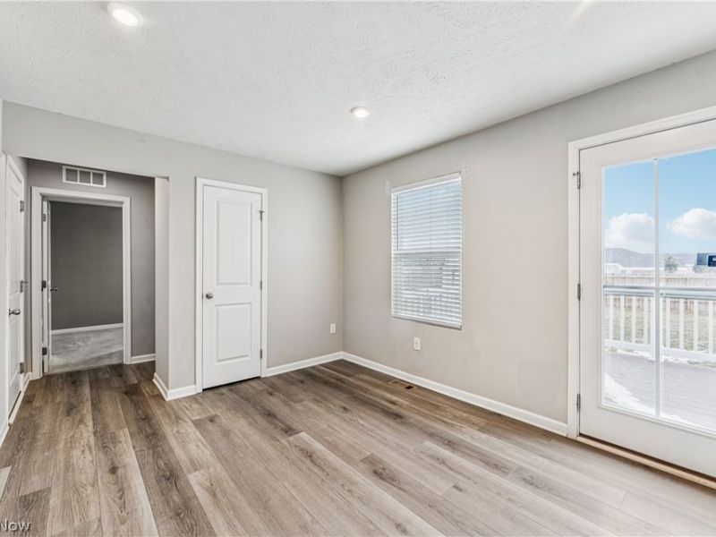 4497 Bellow Drive, Lorain, OH 44053 Photo 18