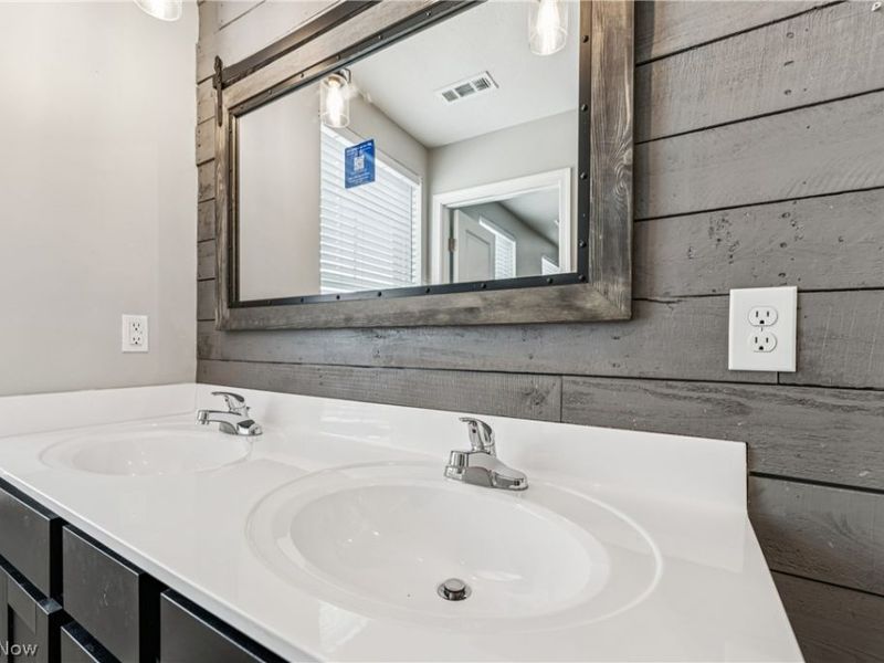 4497 Bellow Drive, Lorain, OH 44053 Photo 29