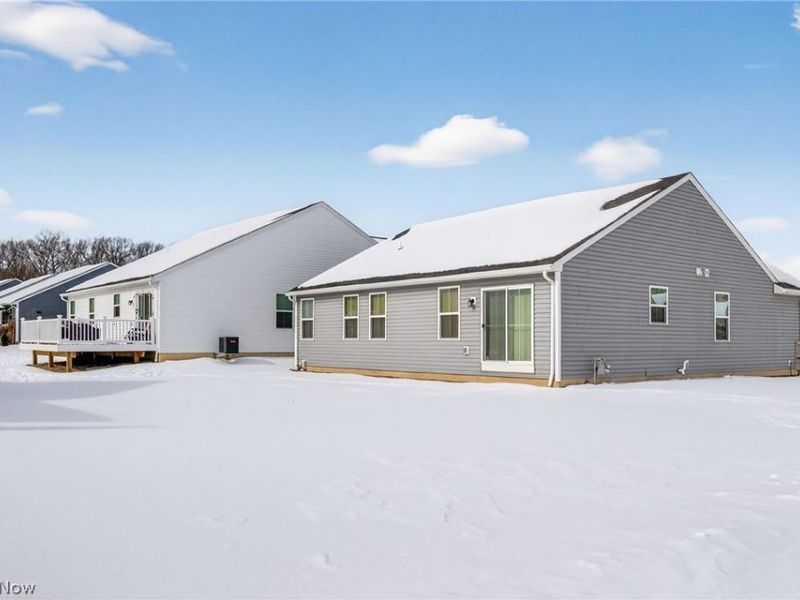 173 Eagle Circle, Amherst, OH 44001 Photo 5