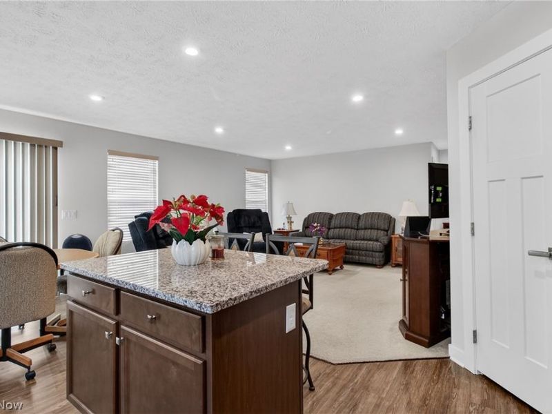 173 Eagle Circle, Amherst, OH 44001 Photo 9