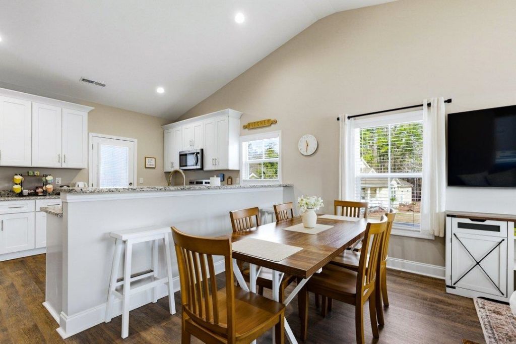 3566 Steamer Trace Rd. Photo 12