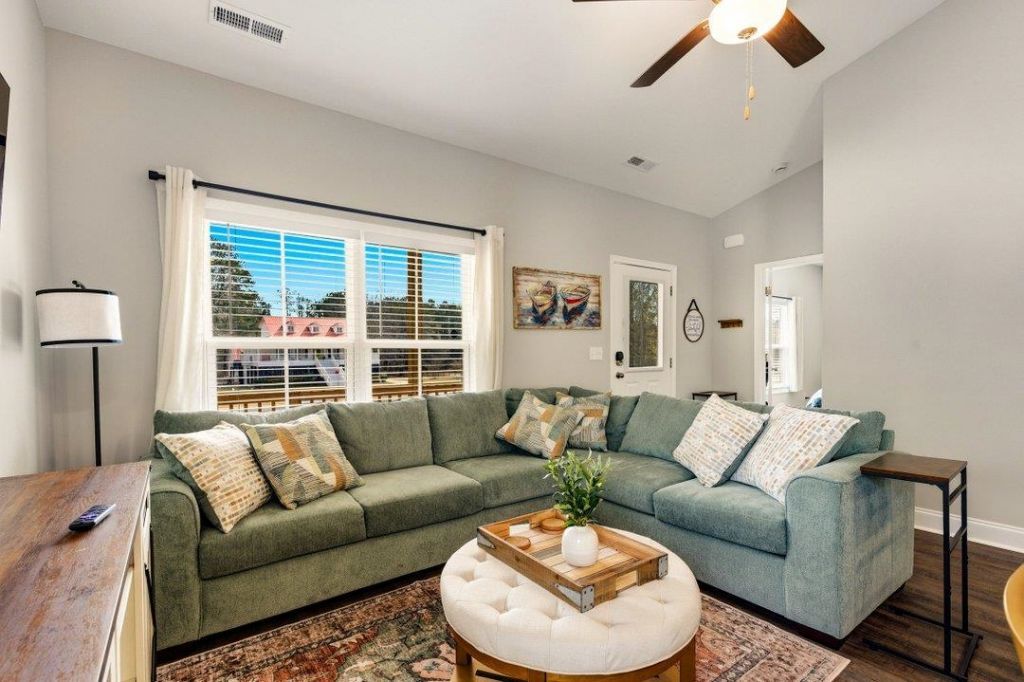 3566 Steamer Trace Rd. Photo 15