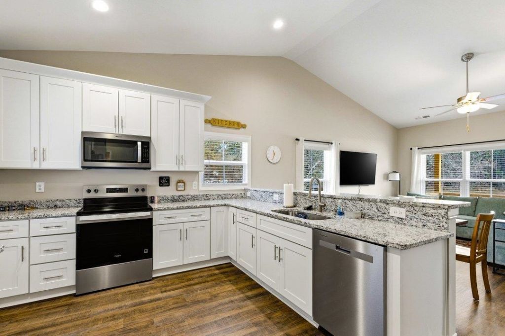 3566 Steamer Trace Rd. Photo 18