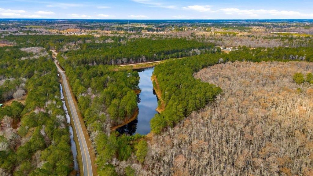 3566 Steamer Trace Rd. Photo 48