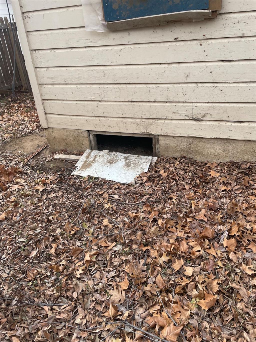 706 Sheffield Ave, Llano, TX 78643 Main Photo