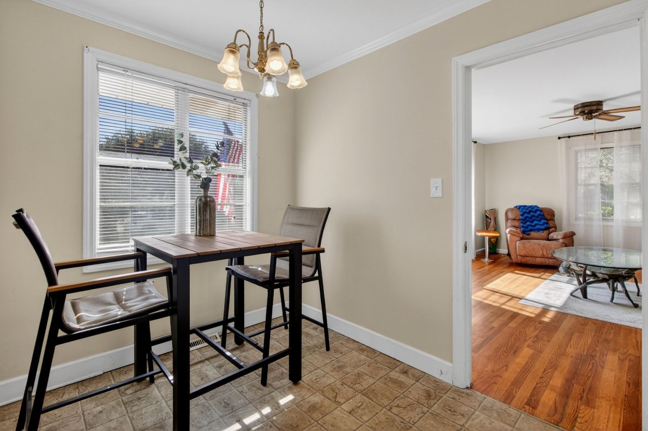 822 Rogers Lane Photo 10