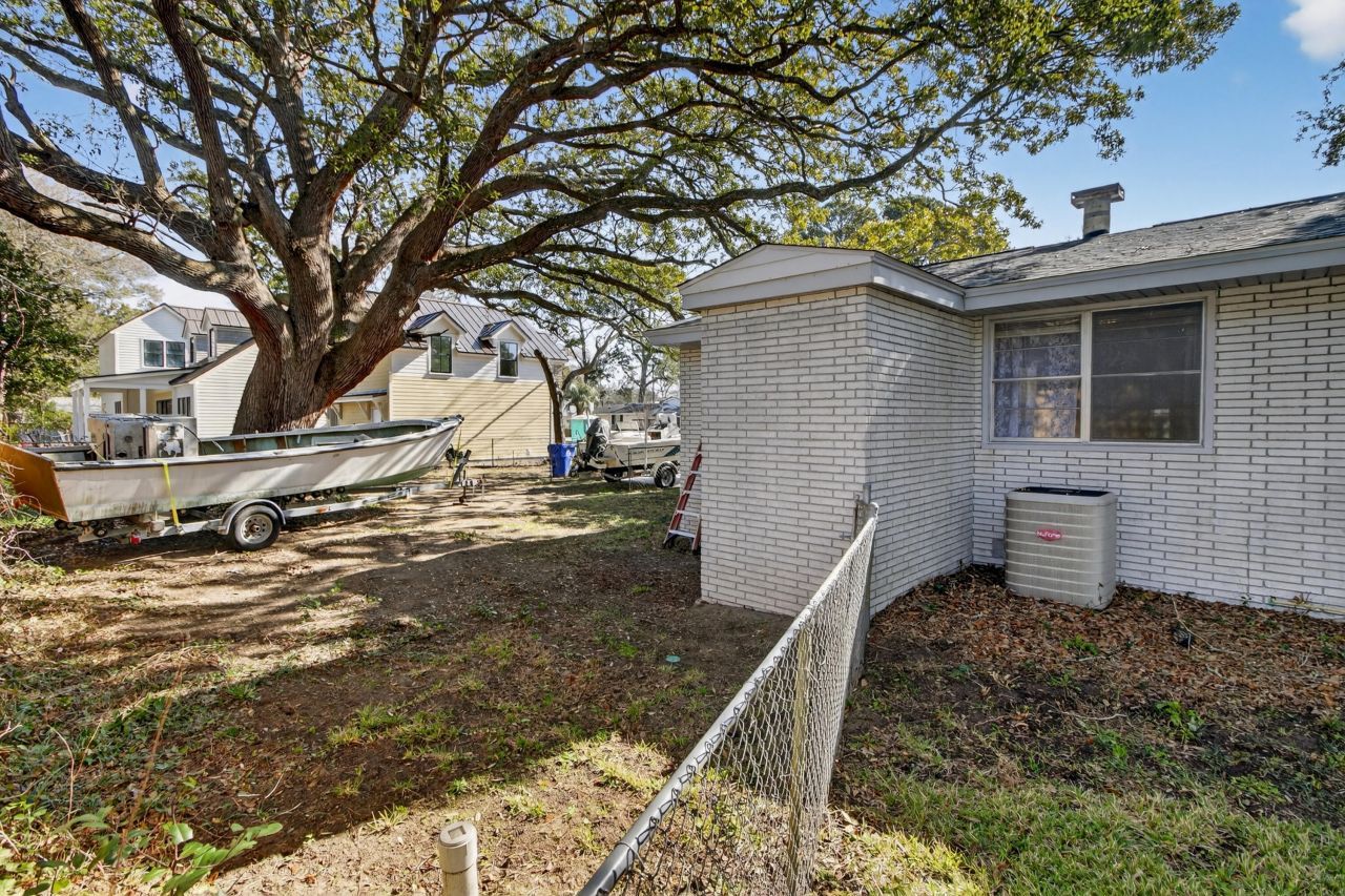 822 Rogers Lane Photo 26