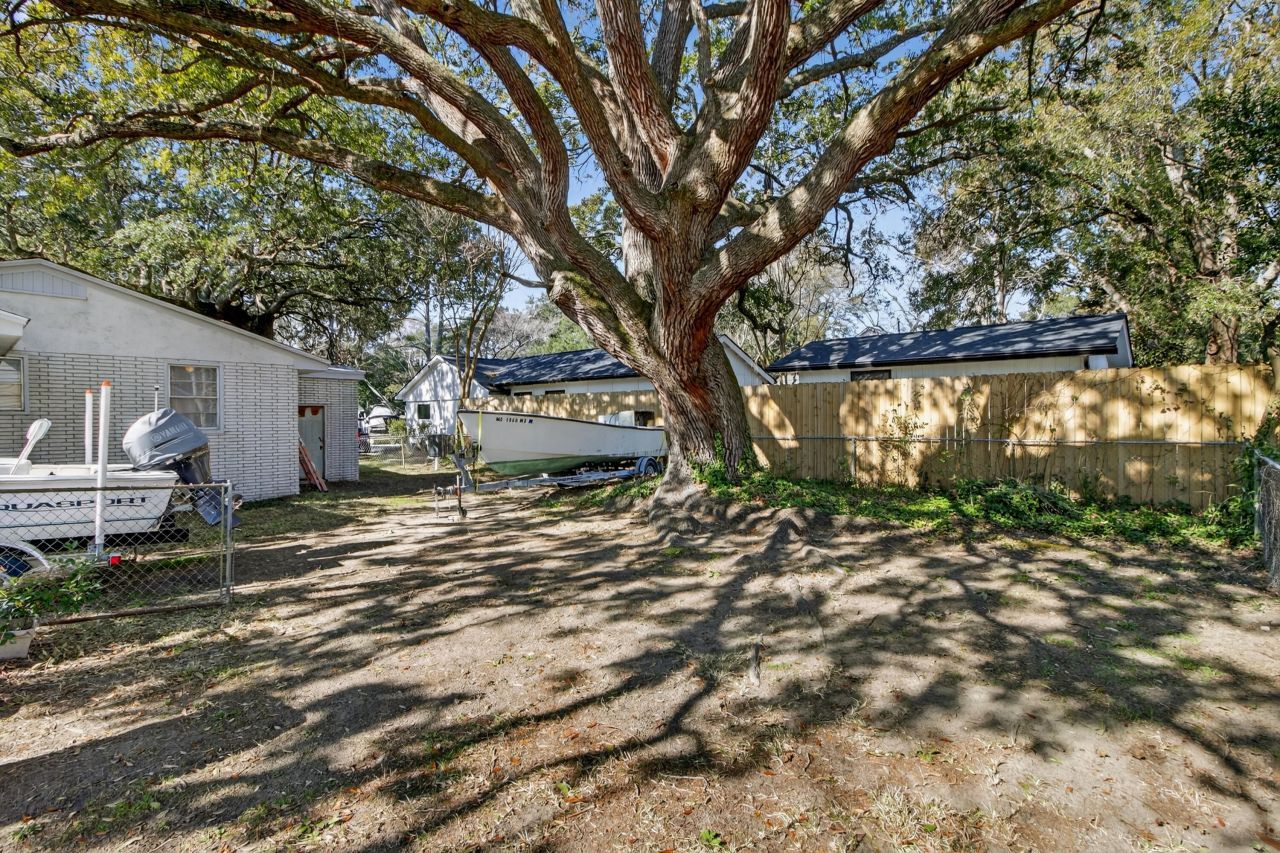 822 Rogers Lane Photo 27