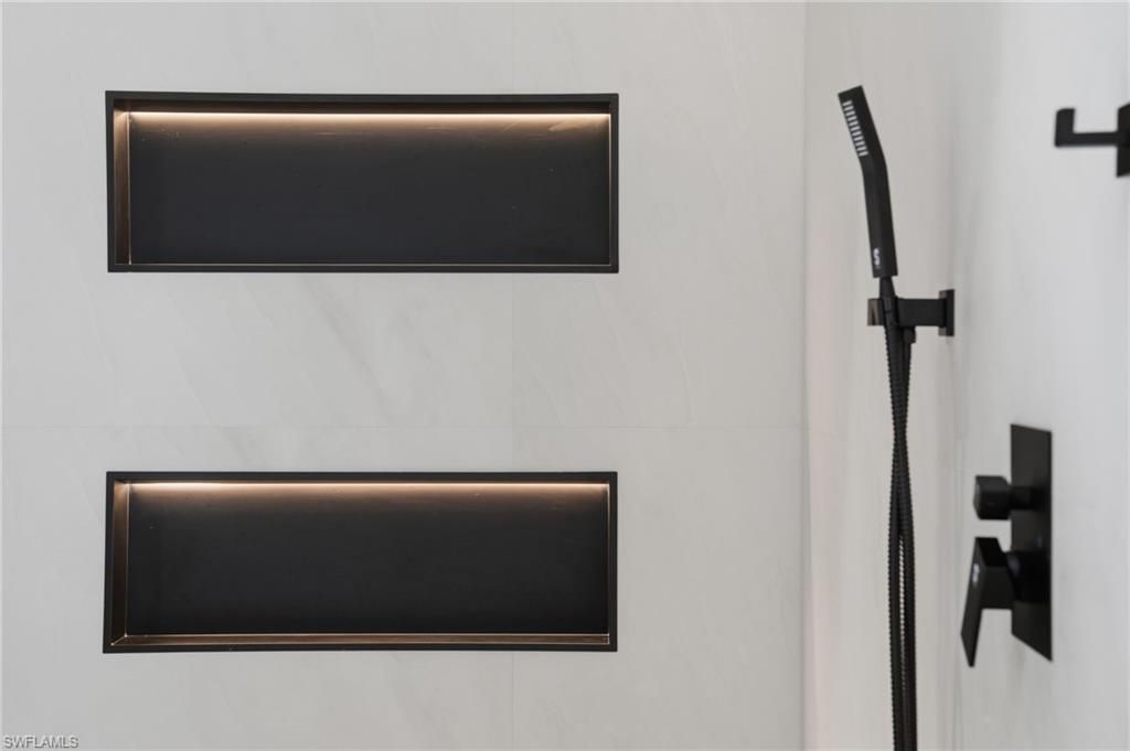 2795 N Beach Rd , Unit B, Englewood, FL 34223 Photo