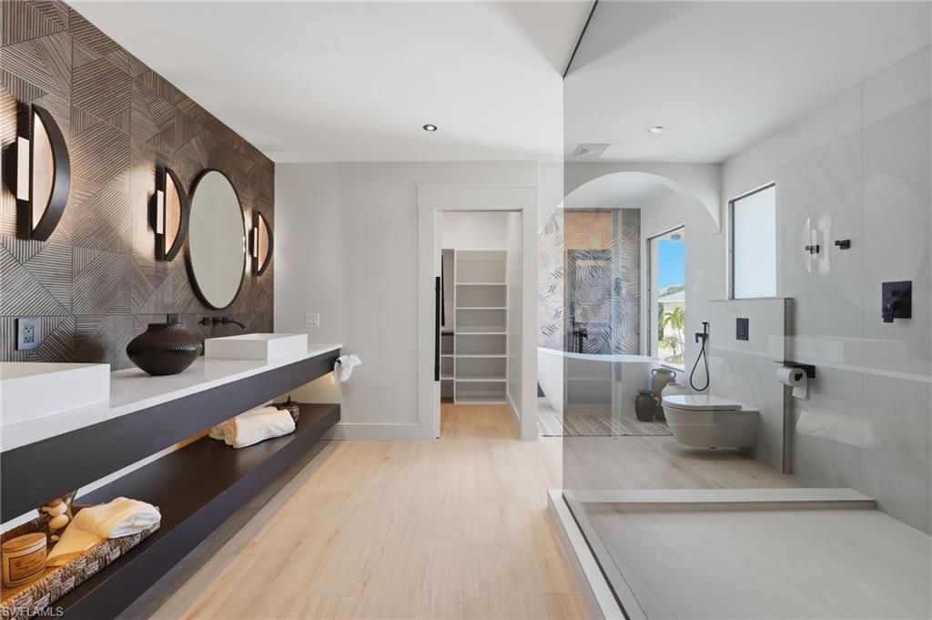 2795 N Beach Rd , Unit B, Englewood, FL 34223 Photo