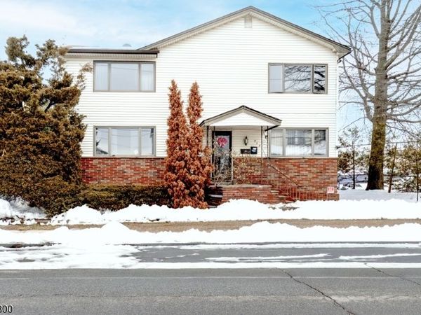 713 Dennis Pl, Linden, NJ 07036