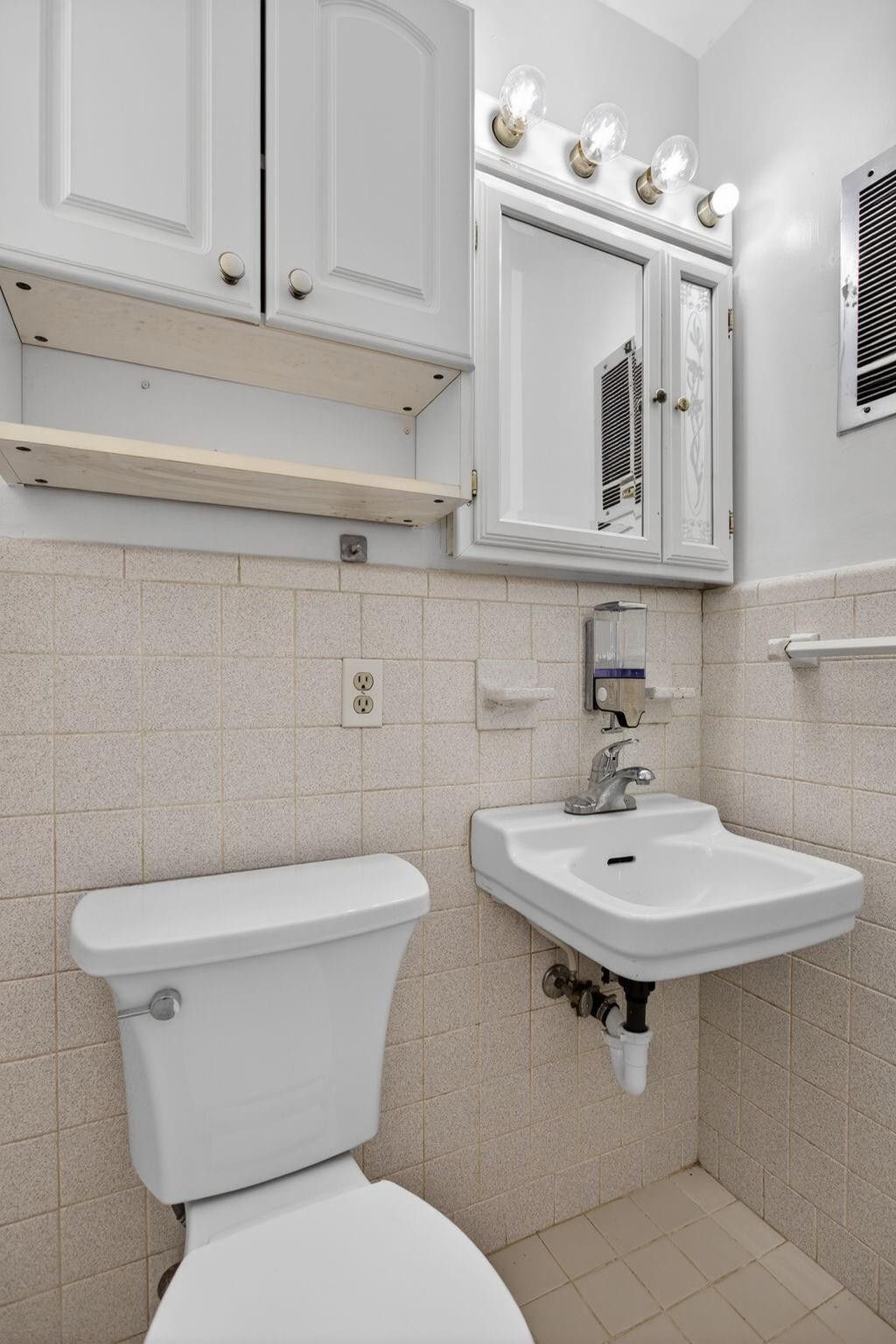 1701 NE 55th Street, Fort Lauderdale, FL 33334 Photo