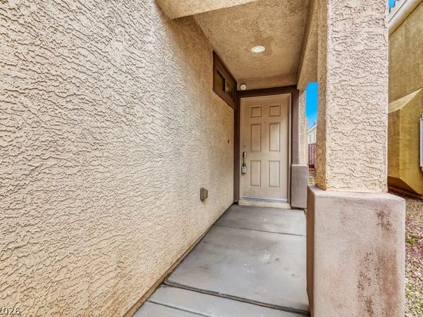 4784 Essen Court, Las Vegas, NV 89147