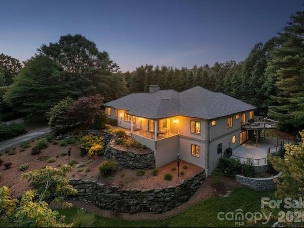 649 Rickel Drive, Hendersonville, NC 28739