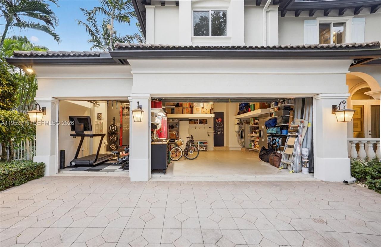 17015 SW 74th Ave, Palmetto Bay, FL 33157 Photo