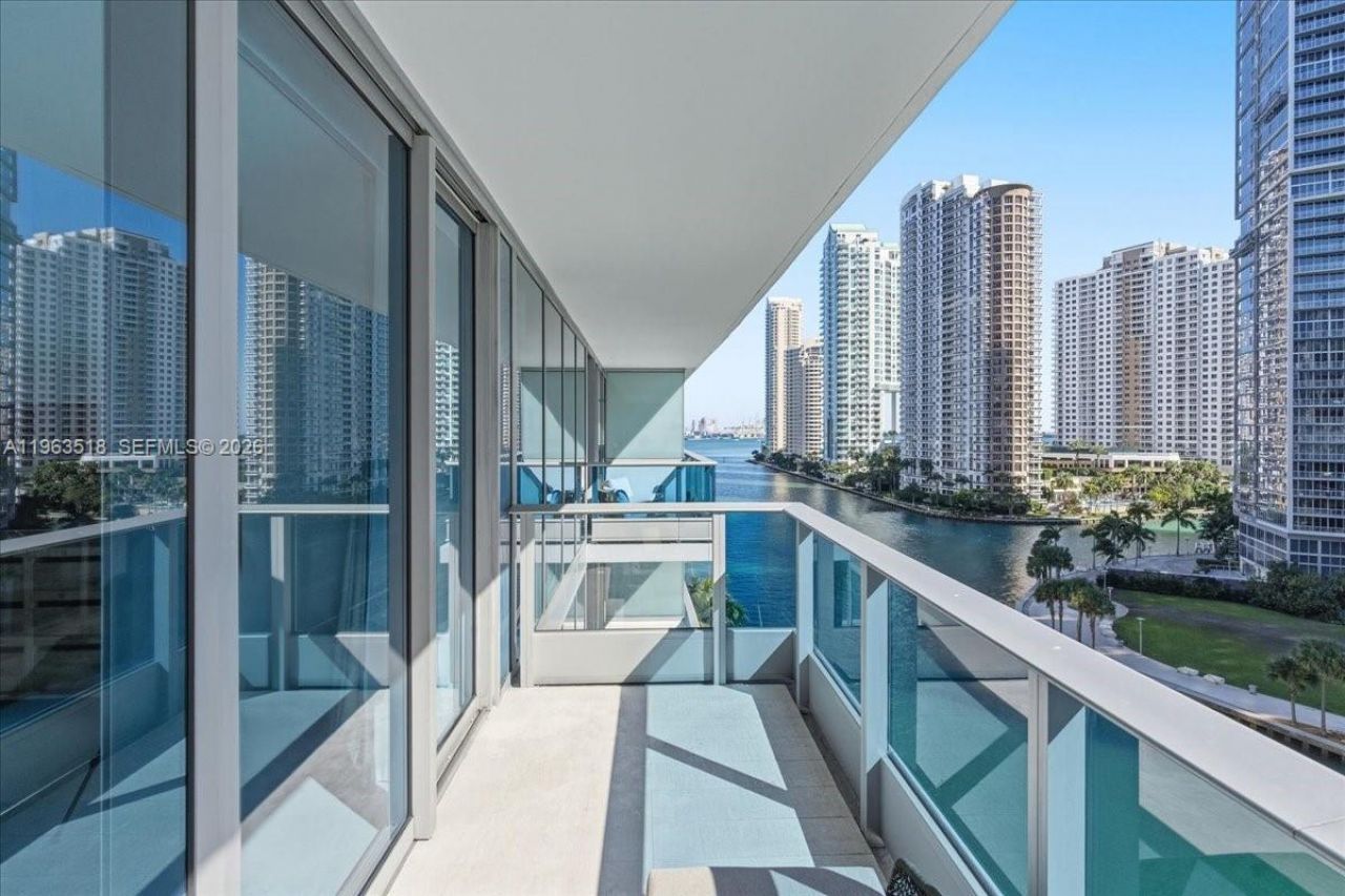 200 Biscayne Blvd Wy, Unit 706, Miami, FL 33131 Photo