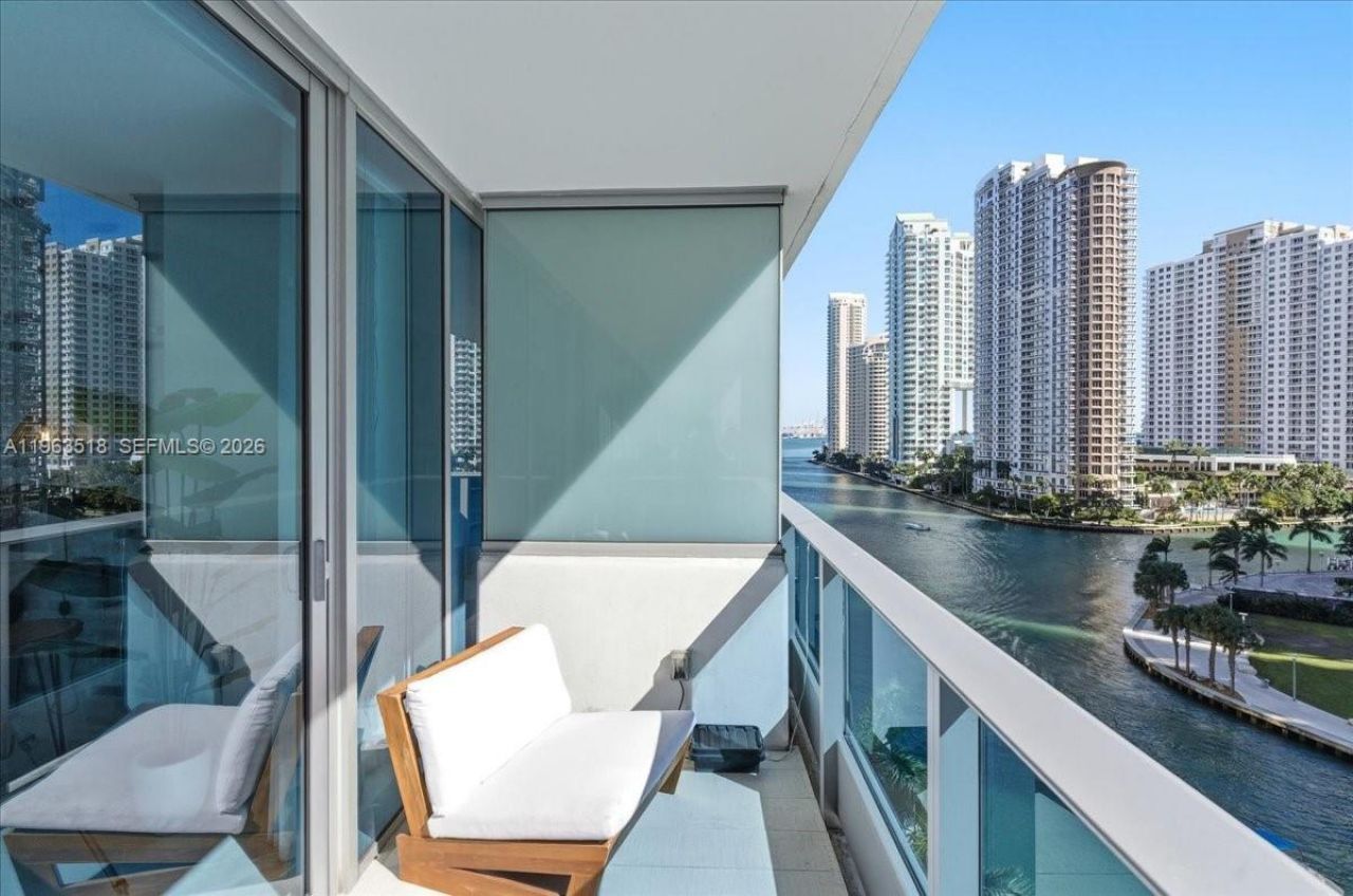 200 Biscayne Blvd Wy, Unit 706, Miami, FL 33131 Photo