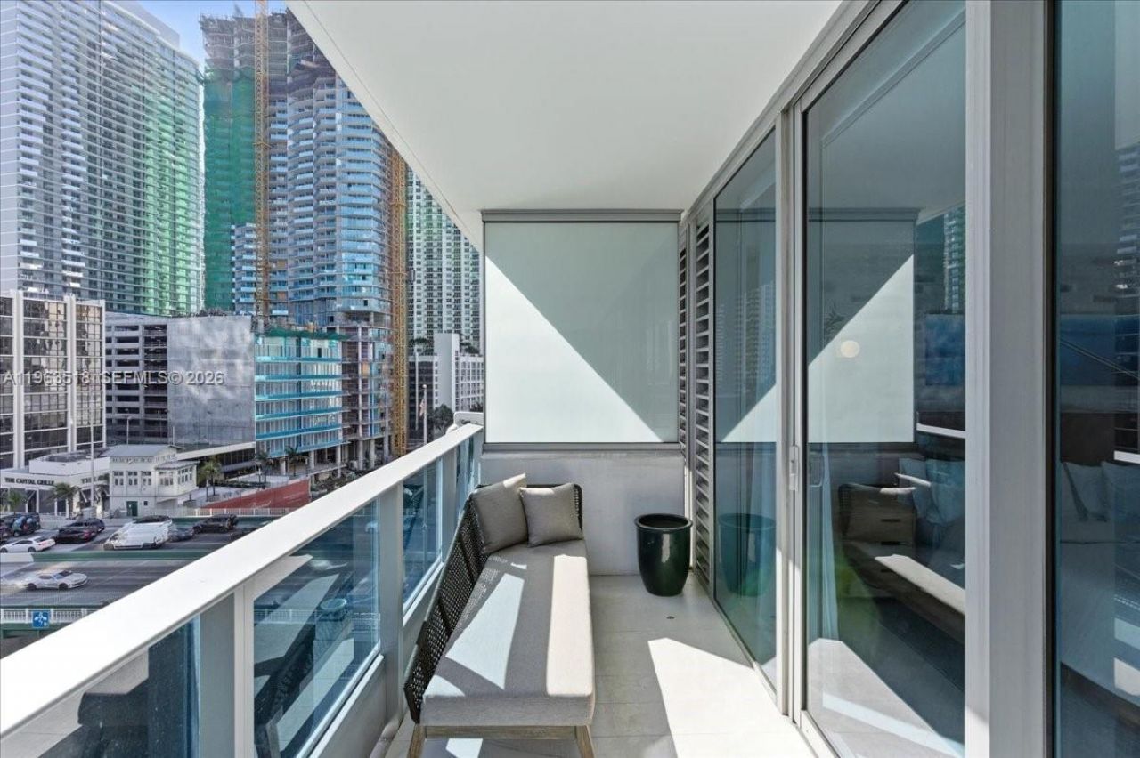 200 Biscayne Blvd Wy, Unit 706, Miami, FL 33131 Photo