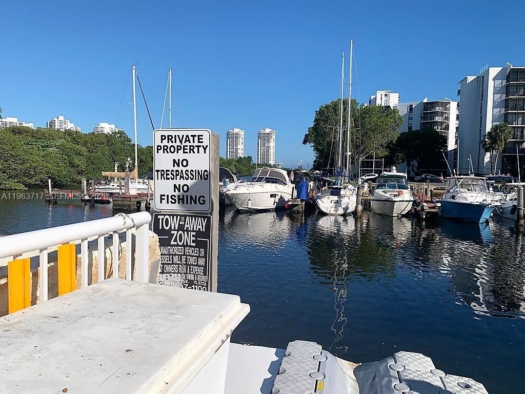 3375 N Country Club Dr, Slip 2 , Aventura, FL 33180 Photo