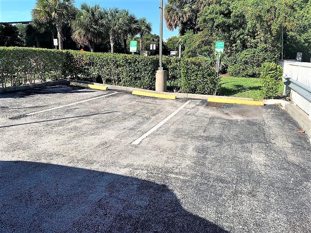 3375 N Country Club Dr Slip 5 , Aventura, FL 33180 Photo