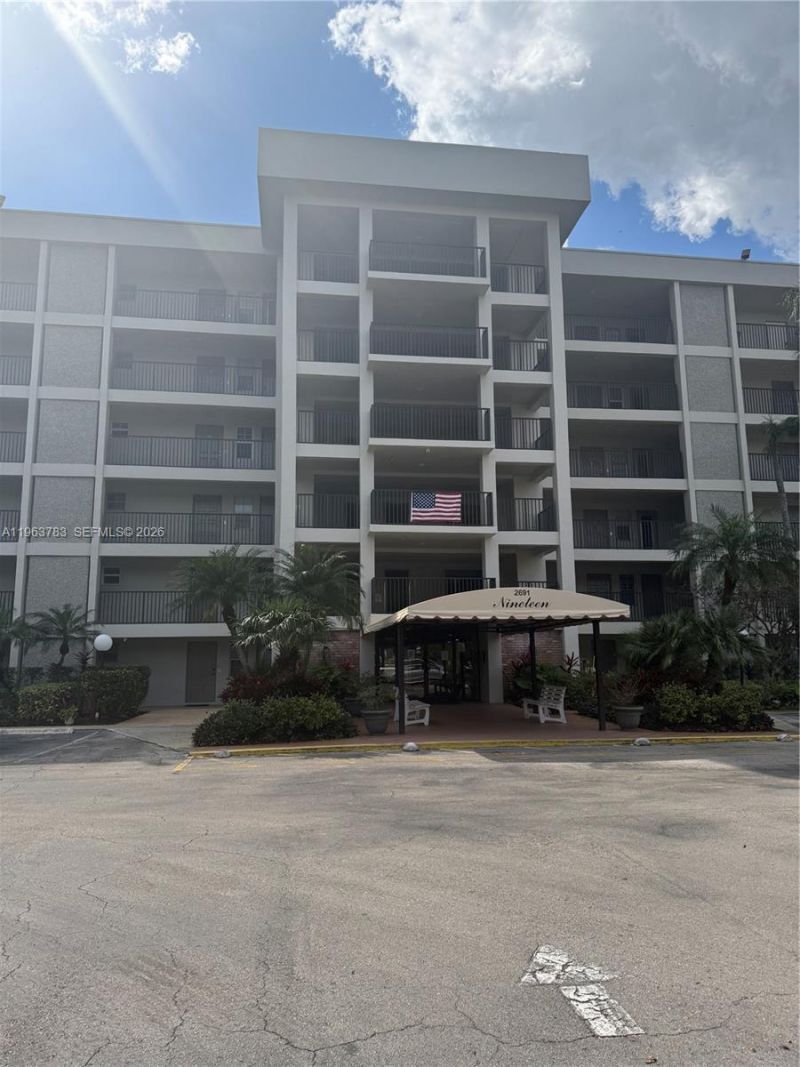 2691 S Course Dr, Unit 202, Pompano Beach, FL 33069 Photo