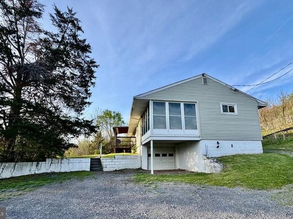 11070 CREEKSIDE DRIVE, HUNTINGDON, PA 16652